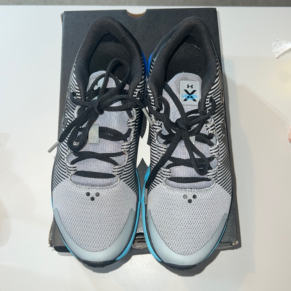 Under Armor BGS X Level Scramjet sneakers